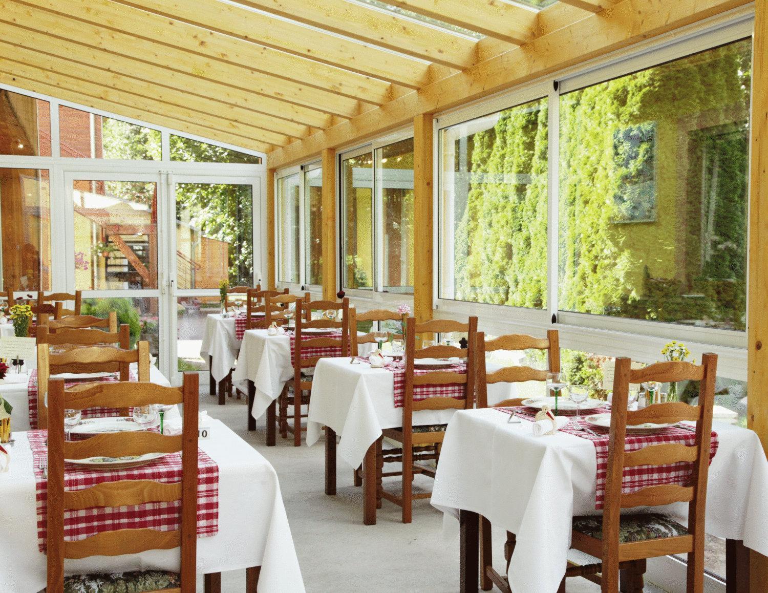 Logis Hotel Restaurant De La Poste Et Spa De Montagne Льо Боном Екстериор снимка